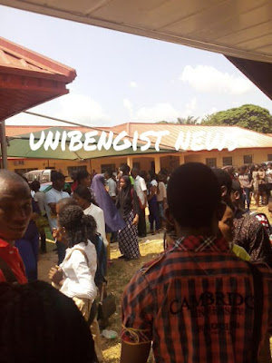 Photos: Massive queue at students affairs today